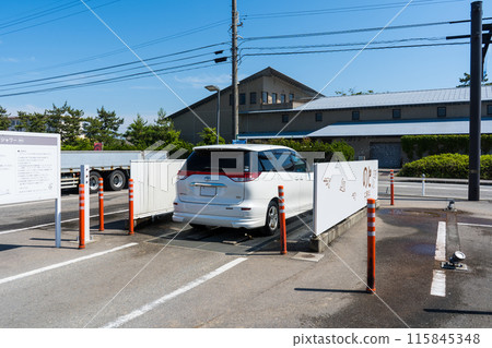 Tire shower installed at Noto Chirihama Roadside Station | Car wash equipment to remove sand | Hakui City, Ishikawa Prefecture | Noto Peninsula Tire shower installed at Noto Chirihama Roadside Station | Car wash equipment to remove sand | Hakui City, Ishikawa Prefecture | Noto Peninsula 115845348
