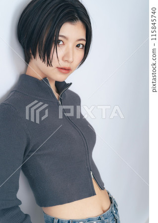 女性時尚肖像 115845740