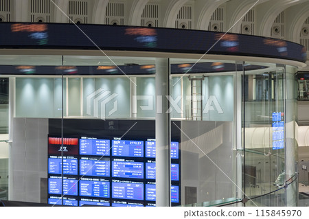 Stock market image (Tokyo Stock Exchange Arrows Market Center) Stock market image (Tokyo Stock Exchange Arrows Market Center) 115845970
