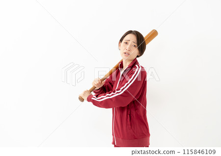 穿著球衣和蝙蝠的女人 115846109