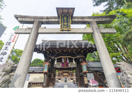 West of the Kyoto Imperial Palace, Go-o Shrine, worship hall seen from the front gate 115846511