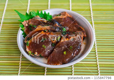 烤醃鰹魚 115847798