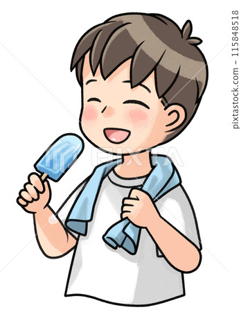 男孩洗完澡吃冰淇淋 男孩洗完澡吃冰淇淋 115848518