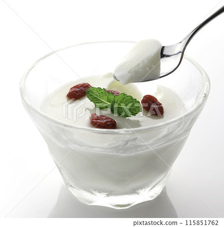 Chinese dessert "Apricot bean paste" garnished with goji berries and mint (white background) 115851762