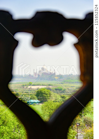 A beautiful view of Agra Fort in India A beautiful view of Agra Fort in India 115852324