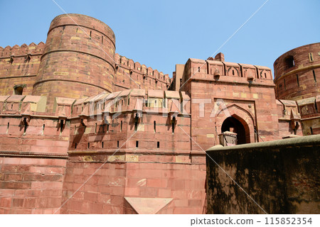 A beautiful view of Agra Fort in India A beautiful view of Agra Fort in India 115852354