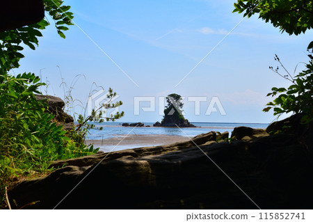 Rain-cloud coastal female rock 115852741