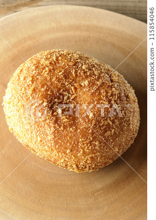 Curry bread   115854046