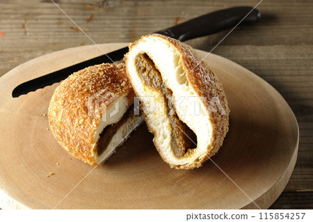 切咖哩麵包 切咖哩麵包 115854257