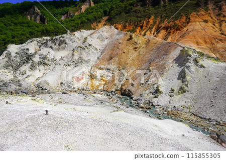 Noboribetsu Jigokudani (Shikotsu-Toya National Park) Noboribetsu Jigokudani (Shikotsu-Toya National Park) 115855305