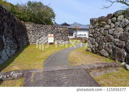 [重要傳統建築群保存地區] 高知縣高口安藝市土井中安藝土居 115856377
