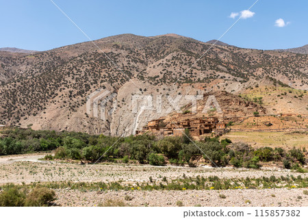 Picturesque village Douar Ouddift at the Tizi n'Test pass in the Atlas mountains 115857382