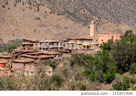 Picturesque village Douar Ouddift at the Tizi n'Test pass in the Atlas mountains 115857406