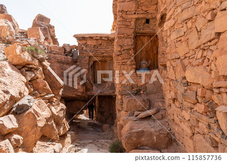 Hiking through the old Id Aissa agadir, an old granary in Amtoudi 115857736