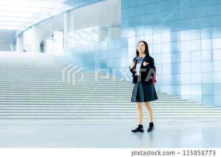 制服學校的高中女生 115858773