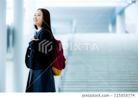 制服學校的高中女生 115858774