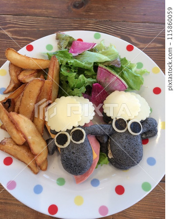 Plate lunch 115860059