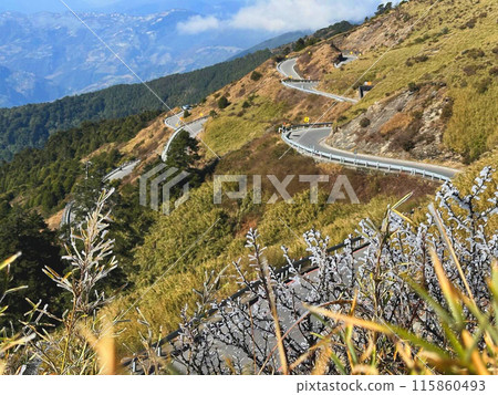 山路、山路、合惠山、台灣高山、高山、山路、山區公路、合歡山、台灣高山、高山、 115860493