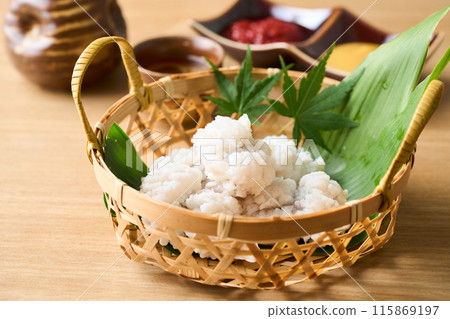 Conger eel served in a basket 115869197