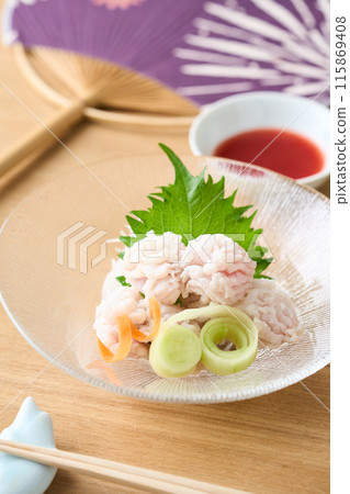 Hamo no otoshi served in a glass dish Hamo no otoshi served in a glass dish 115869408
