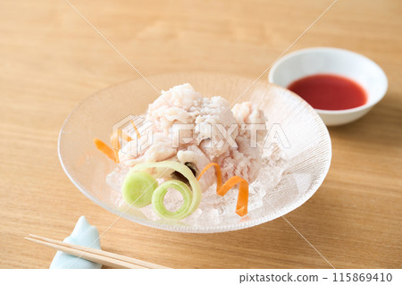 Hamo no otoshi served in a glass dish Hamo no otoshi served in a glass dish 115869410