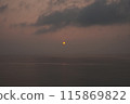 玄界海上冉冉升起的朝陽和雲龍 115869822