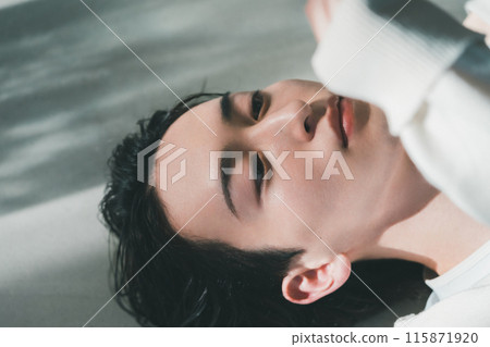 20多歲男性的美容 115871920