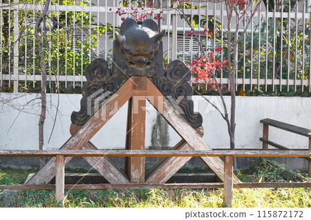 Onigawara (demon tile) from the Konponchudo Hall of Kan'ei-ji Temple on Mount Toei (Ueno Park, Taito Ward, Tokyo) 115872172