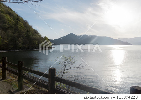 中禪寺湖健行 115874228