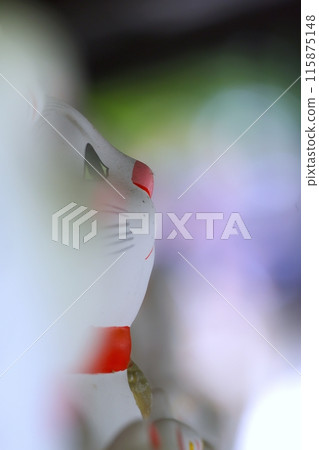 Lucky cats bring good fortune and prosperity to business 115875148