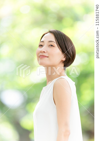 Beauty, Fresh green, Looking up Beauty, Fresh green, Looking up 115881740