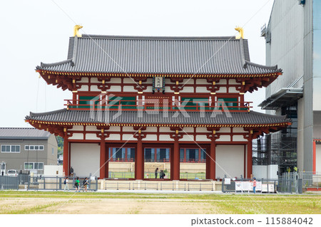 奈良縣平城宮遺址第一大極殿大極門 115884042