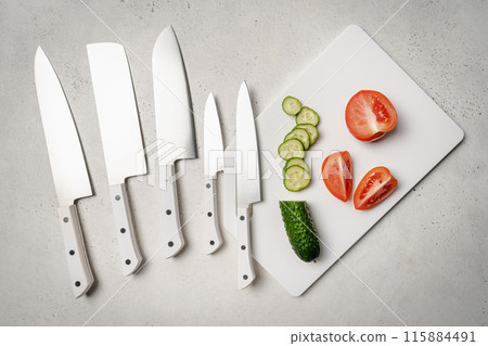 set of kitchen knives 115884491