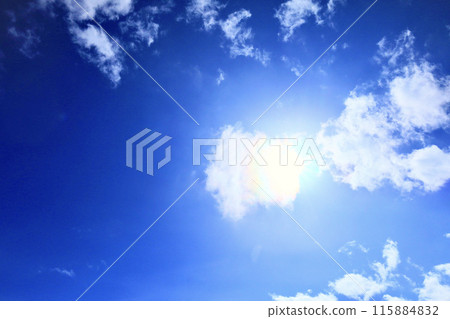 藍天和雲彩和太陽 藍天和雲彩和太陽 115884832