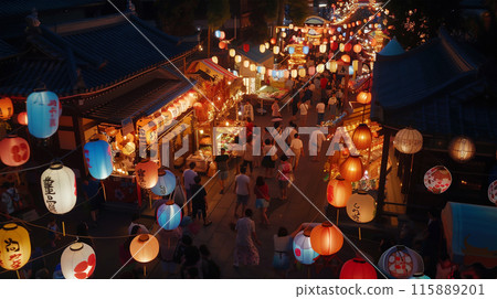日本夏季祭典與燈籠 115889201