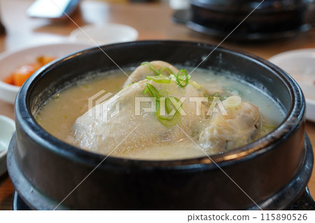 Samgyetang is a Korean chicken dish and a representative summer health food. 115890526