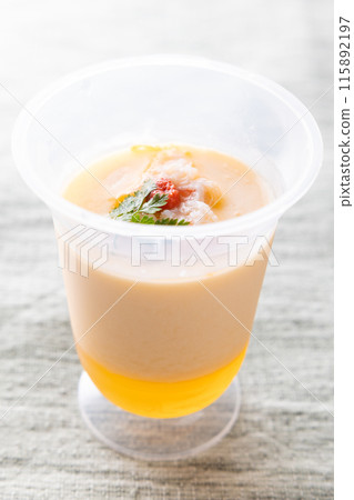Delicious cold creamy sea urchin soup 115892197