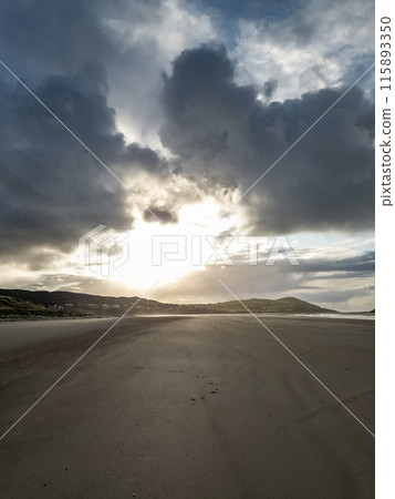 Dramatic sky at Portnoo Narin beach in County Donegal - Ireland Dramatic sky at Portnoo Narin beach in County Donegal - Ireland 115893350