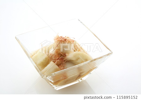 Simmered white eggplant 115895152