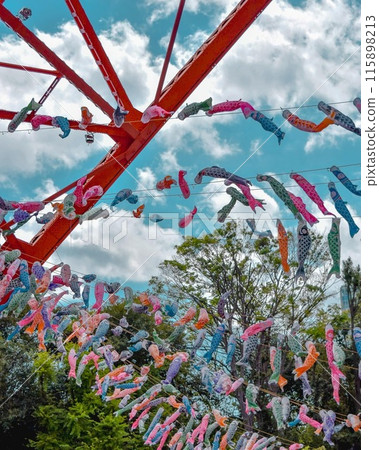 Tokyo Tower and the annual carp streamers at the foot of Tokyo Tower 115898213