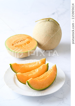 Sliced red flesh melon: Asahi melon from Hokkaido Sliced red flesh melon: Asahi melon from Hokkaido 115905614