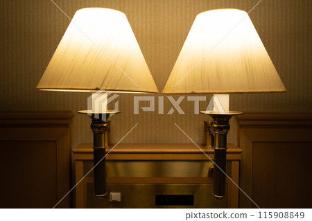 Hotel room bedside lighting 115908849