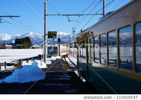 Tsukioka Station, Toyama Prefecture, Toyama Chiho Railway 3 Tsukioka Station, Toyama Prefecture, Toyama Chiho Railway 3 115910547