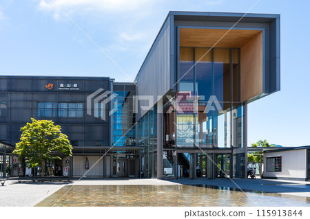 Clear blue sky and scenery in front of Takayama Station | East Exit | Takayama City, Gifu Prefecture Clear blue sky and scenery in front of Takayama Station | East Exit | Takayama City, Gifu Prefecture 115913844