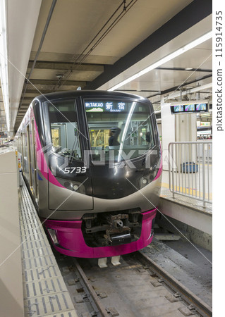 Waiting for departure, Shinjuku Station, Keio Line, Shinjuku bound, out-of-service train, Takahatafudo Station, Keio, 5000 series, Keio 5000 115914735