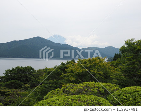 Hakone - Lake Ashi scenery Hakone - Lake Ashi scenery 115917481