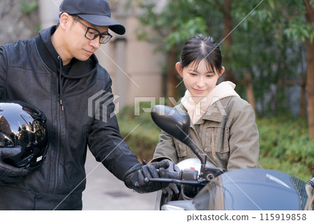  騎自行車的女人 115919858