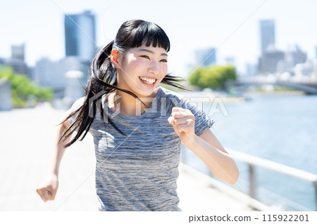 慢跑的女人 115922201