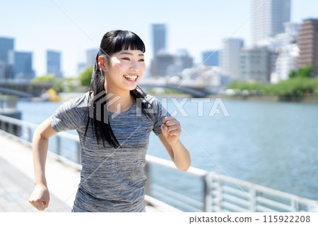 慢跑的女人 115922208