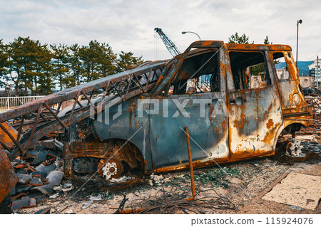 2020 Noto Peninsula Earthquake: Scorched earth townscape of Wajima 115924076